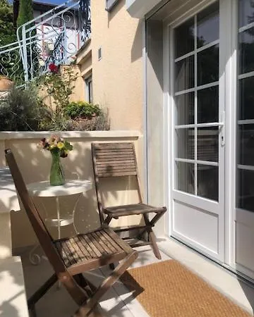 Apartment F2 Neuf & Calme 15 Min Disneyland, 25 Min Paris